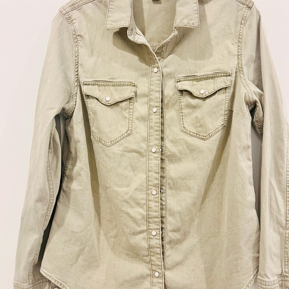 Tahari Western-Inspired Washed Button-Down Shirt – Sage Stone M - Picture 3 of 7